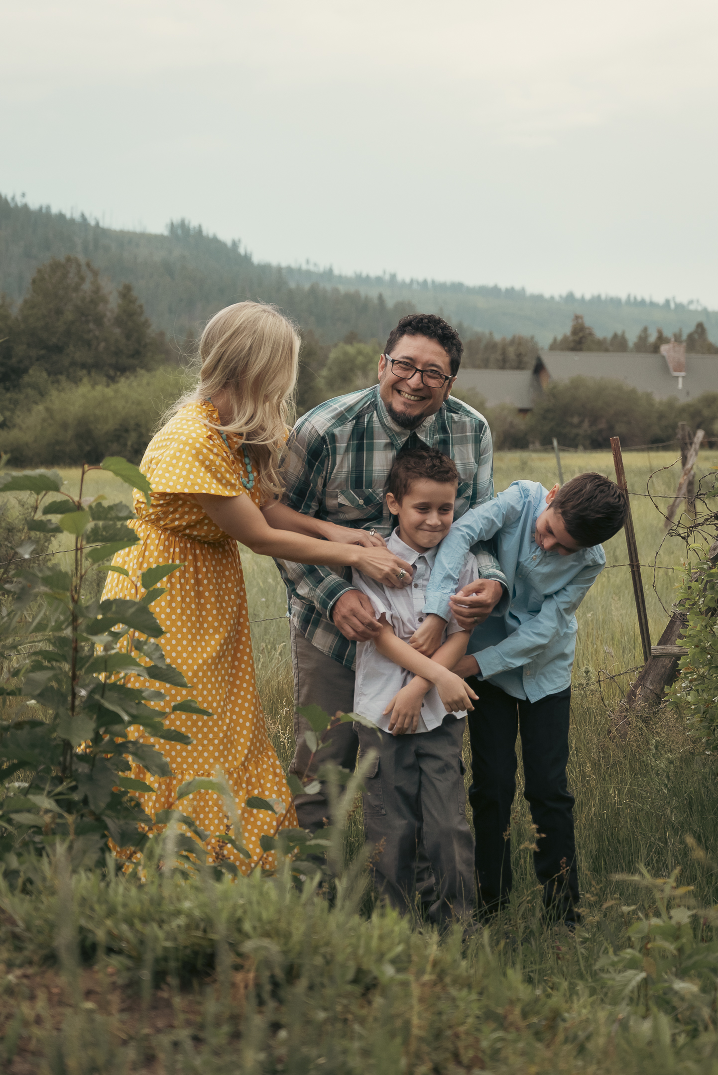 Family Portraits in a meadow in Greer, Arizona.