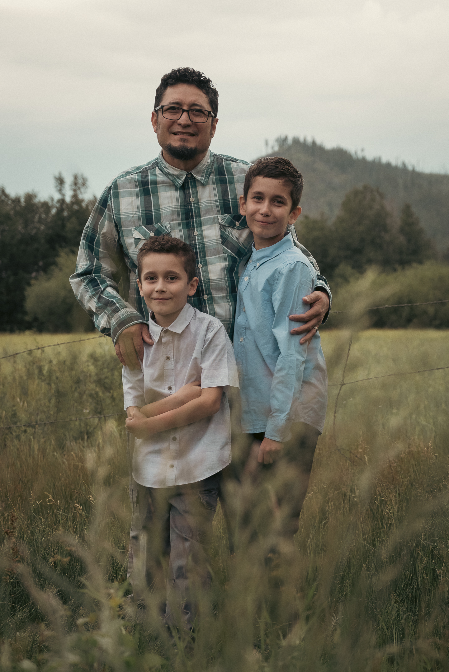 Family Portraits in a meadow in Greer, Arizona.