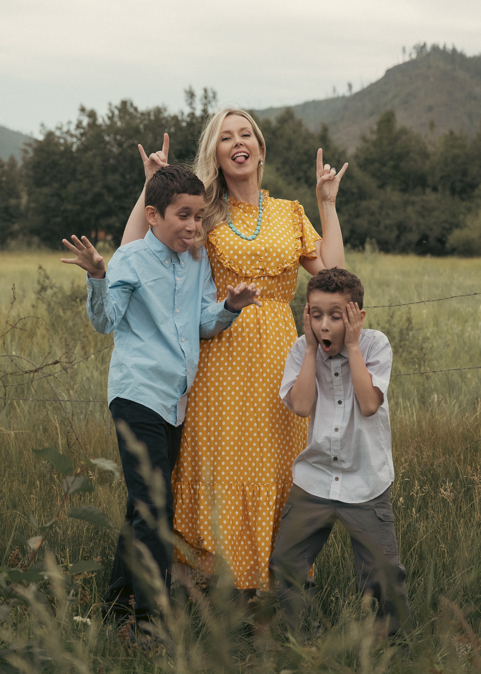 Family Portraits in a meadow in Greer, Arizona.